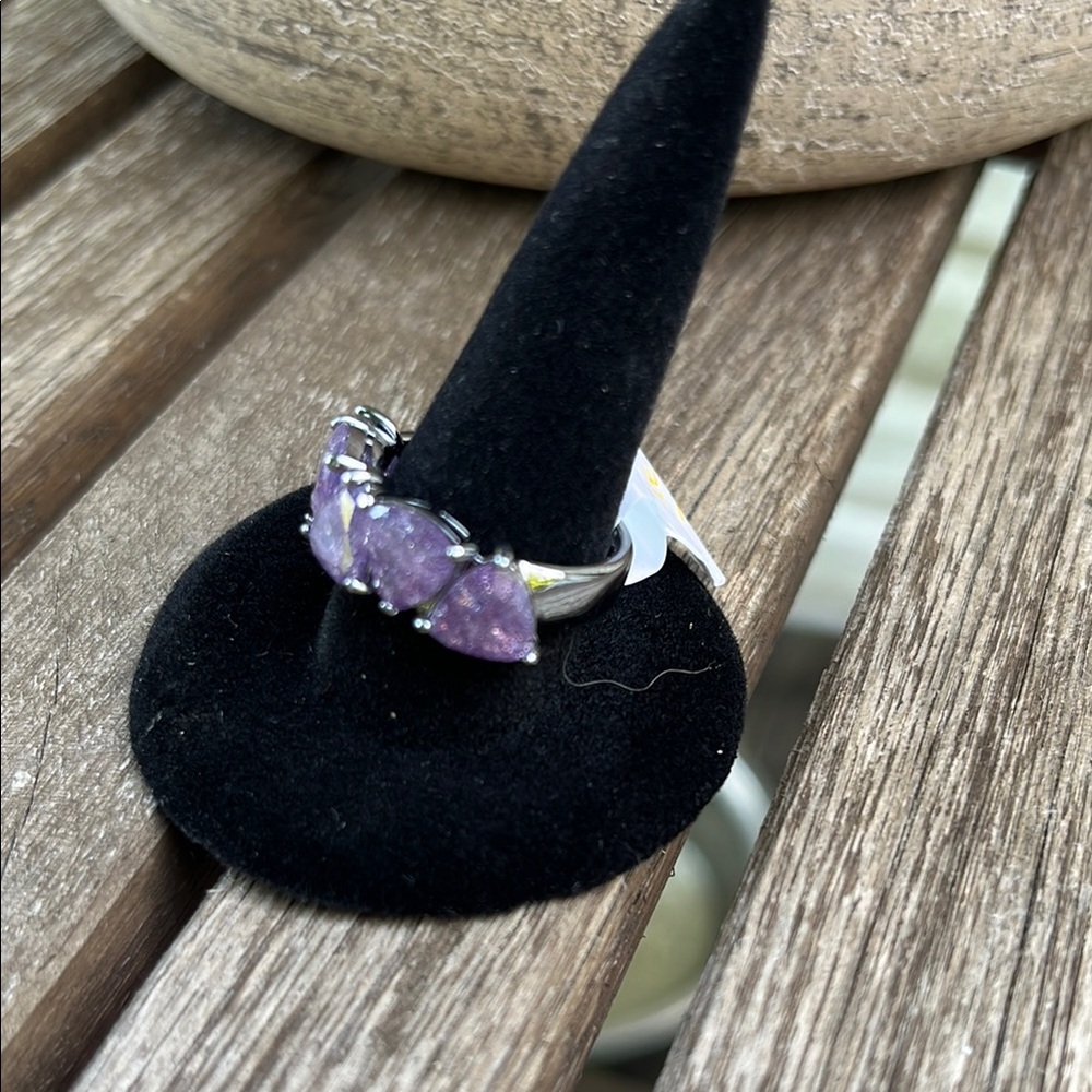 Elegant Amethyst Ice Crystal - Picture 2 of 4